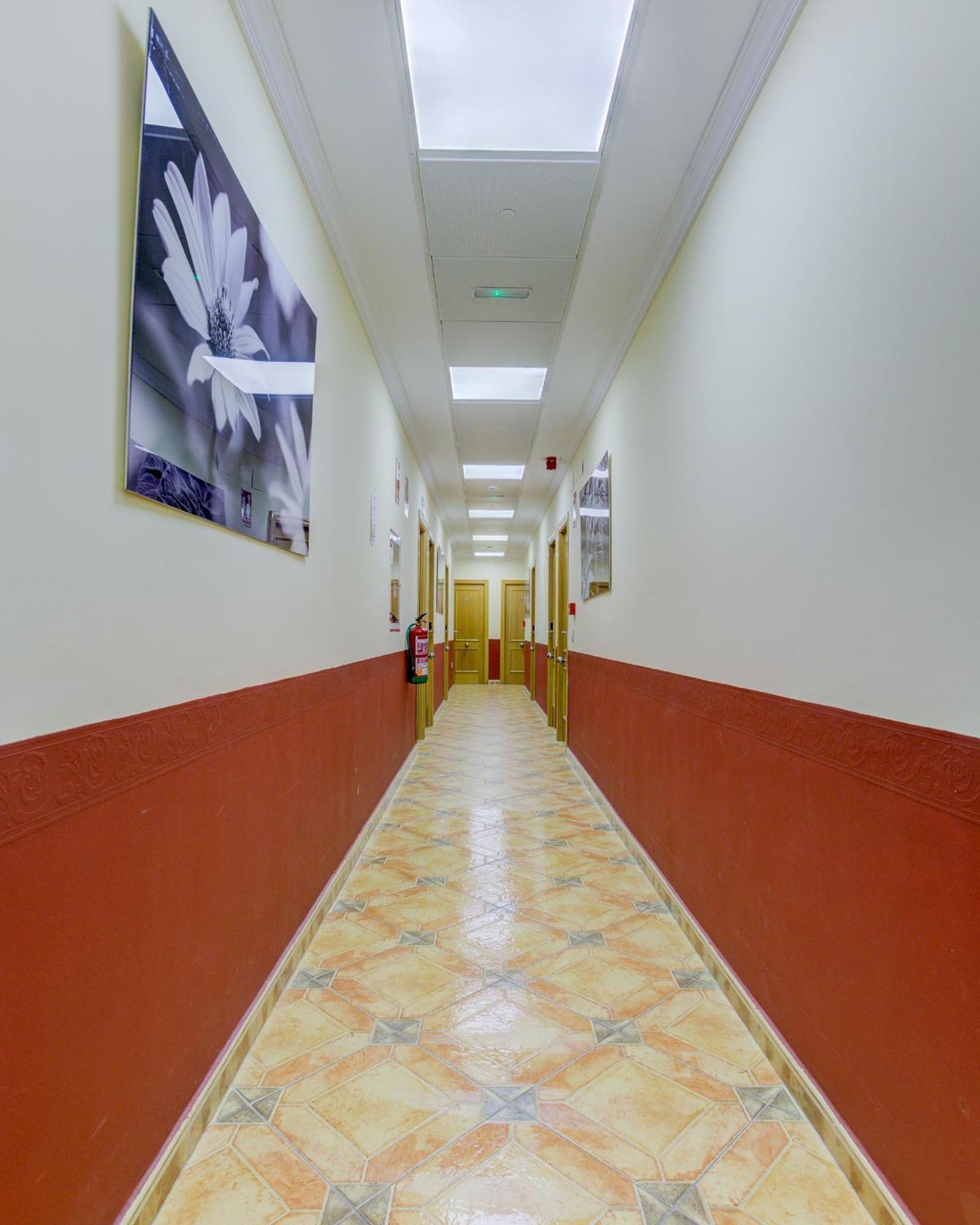 Hotel Pizarro Уманес де Мадрид Екстериор снимка