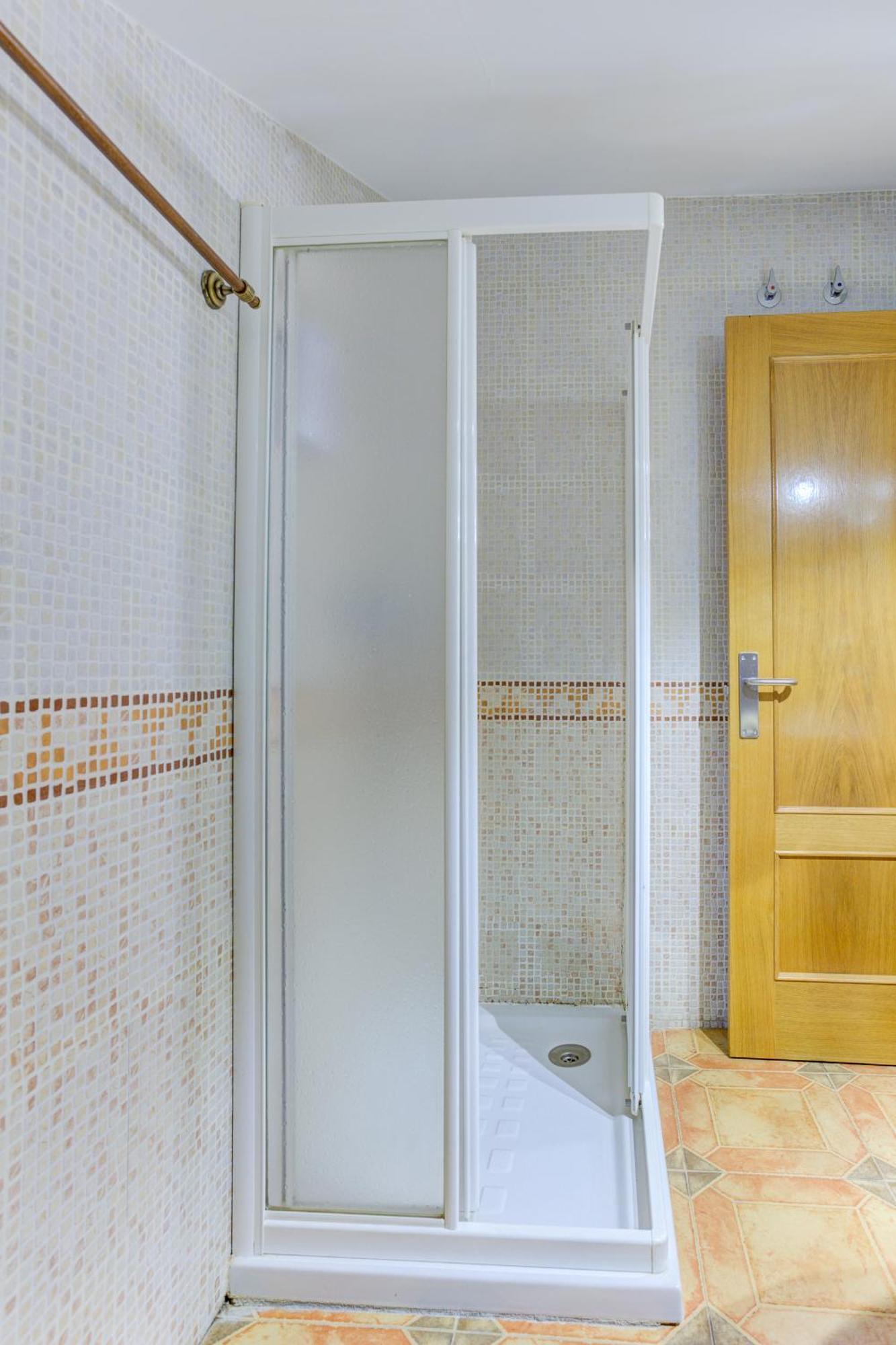 Hotel Pizarro Уманес де Мадрид Екстериор снимка