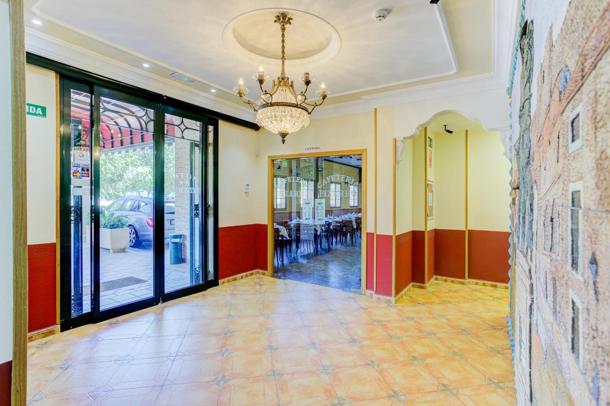 Hotel Pizarro Уманес де Мадрид Екстериор снимка