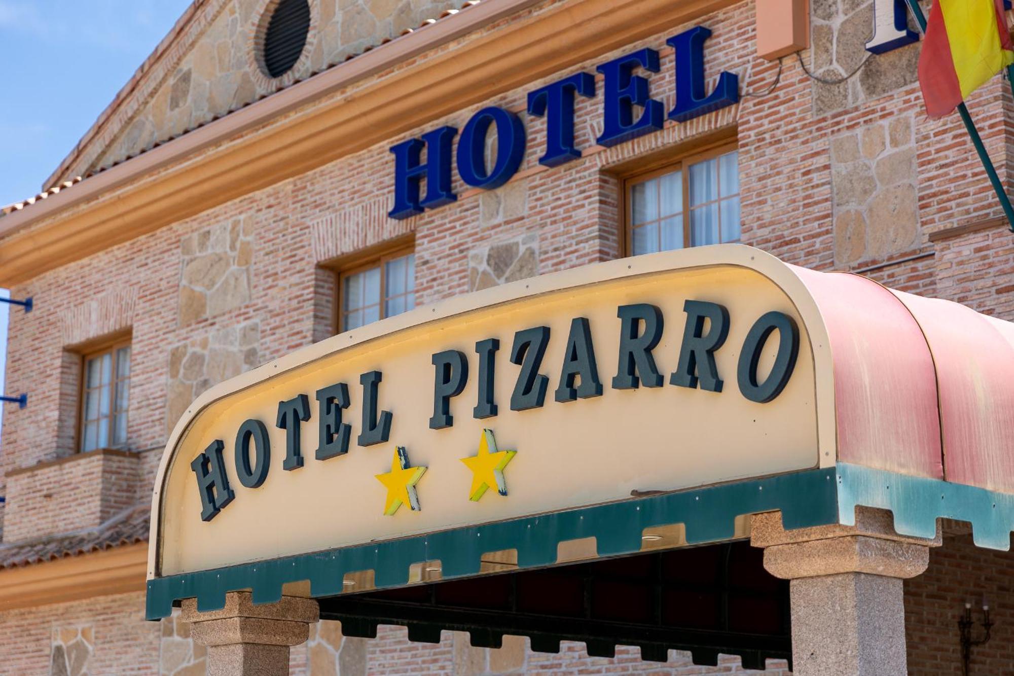 Hotel Pizarro Уманес де Мадрид Екстериор снимка